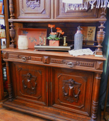 19th Cent. Hunter’s Cabinet Oak 3 pc. 80″h x 54″w x 21″d great conversation piec