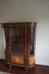French Louis XVI Style Mahogany and Inlaid Vitrine with Gilt Bronze