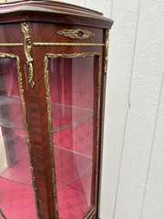 67087 Louis XV Curio China Cabinet with Bronze ormalu