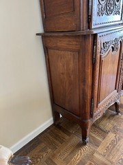 Early 19th Century Louis XV French Provincial Oak China Cabinet or Buffet Deux C