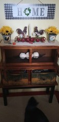 Beautiful Rooster Cabinet, the size is 11 bottom 10 middle 91/2 top and 38 high