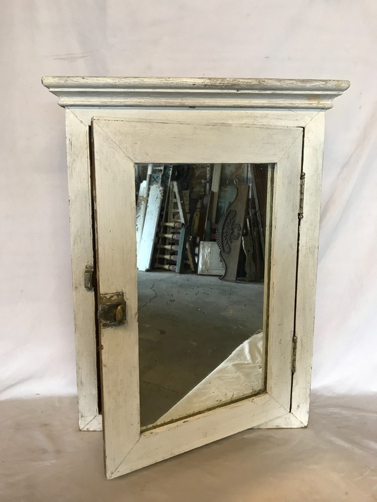 Antique VTG Shabby White 22×28 Wood Medicine Cabinet Mirror Chic VTG 1243-26B