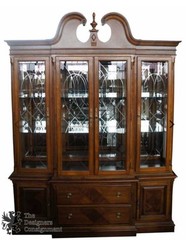 Alexander Julien Cabinet