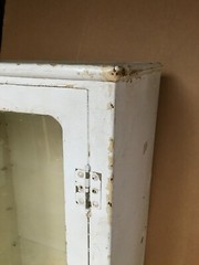VTG Shabby Medical Cabinet 25×42 Metal Glass Display Front White Chic 1026-26B