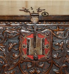 LOVELY ORNATELY CARVED 18TH CENTURY SPANISH CABINET ON STAND WITH HIDDEN STORAGE