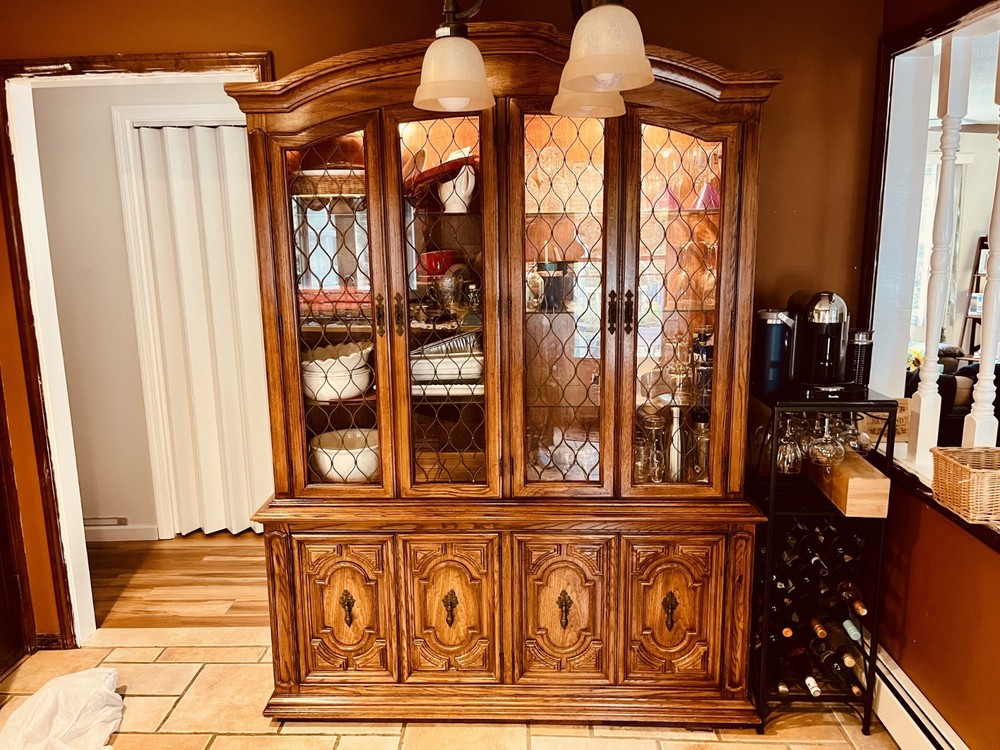 Thomasville (1972) two piece wood hutch.