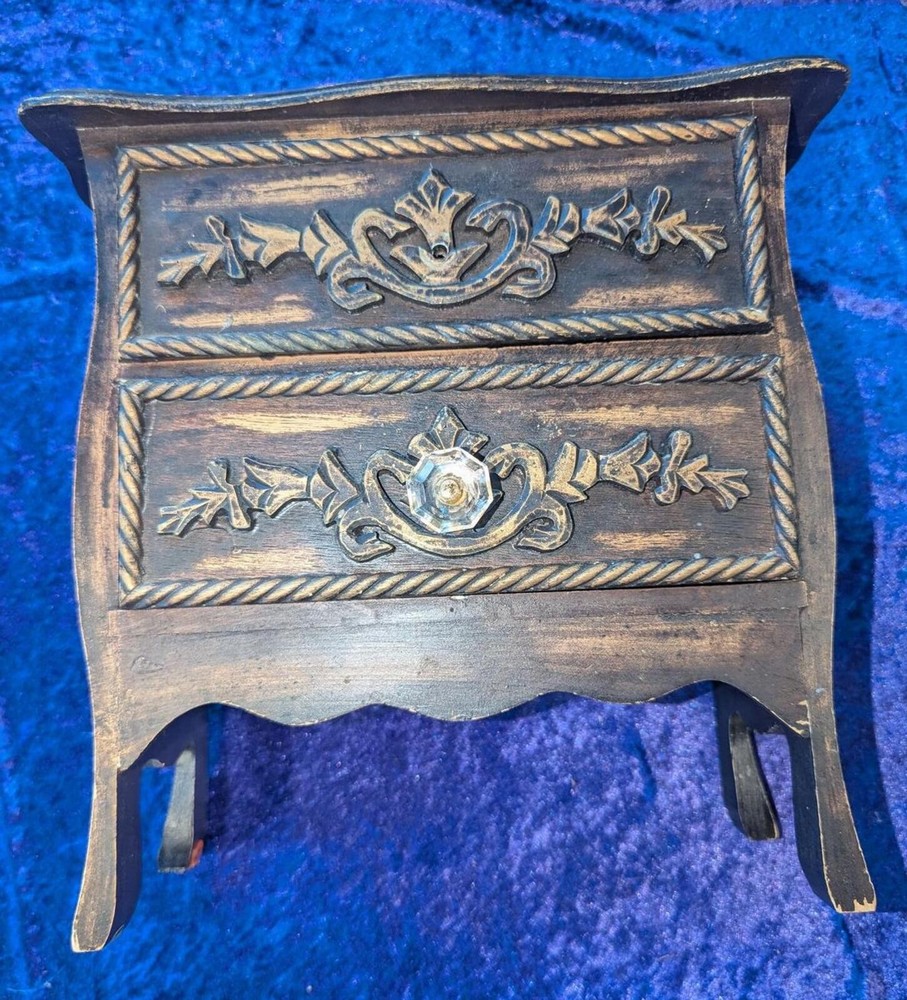 Vintage Carved Wooden Box with 2 drawers and 1 Knob