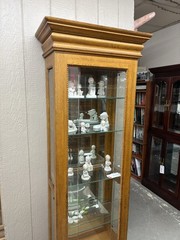 62458 VINYARD Furniture Etched Glass Oak Curio China Cabinet