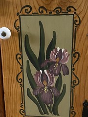 vintage Hand Painted wooden medicine cabinet 18″ T X 11.5″ L X 5.5″ W X 4″ D