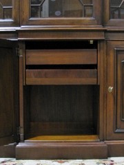 Vintage Kindel Furniture “Kent” Georgian Chippendale Mahogany China Cabinet