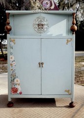 Vintage Antique oak Cupboard Made In The 1880’s/ Storage/Farmhouse cabinet