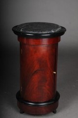 G-Gm-152 L Tonneau, Bar Cabinet, Side Table in Biedermeier Style Mahogany