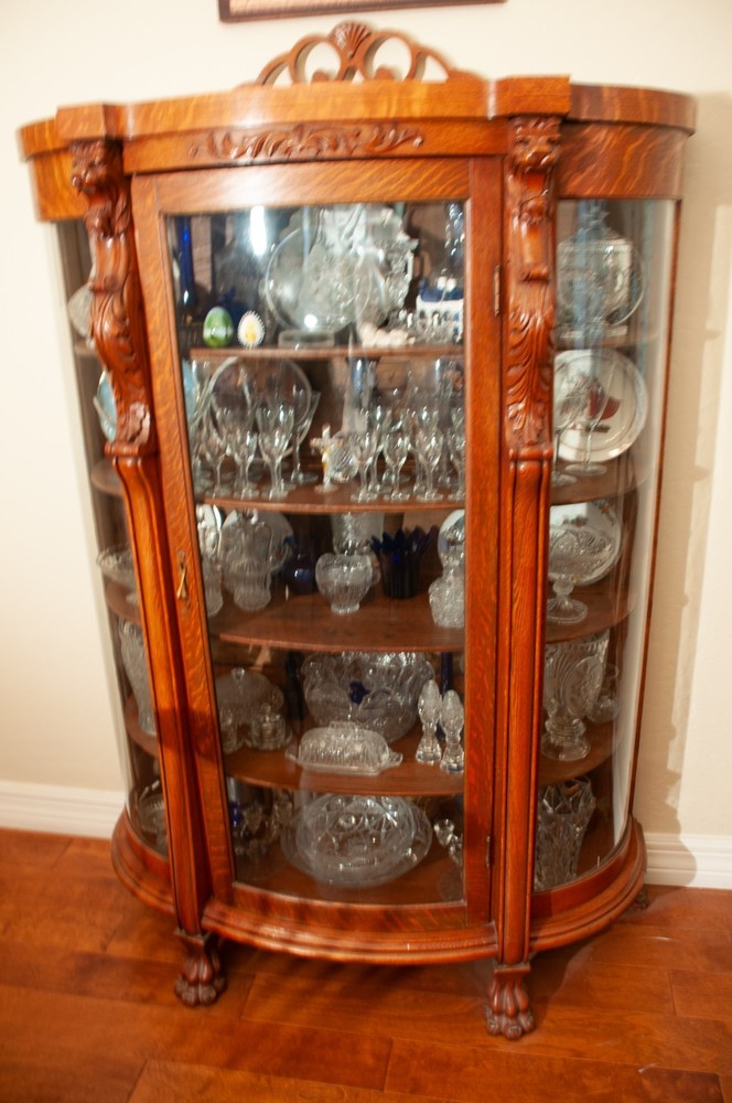 Victorian Griffin-Carved Oak Antique China Cabinet – 44Wx17Dx66H – excel cond
