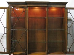 Vintage Kindel Furniture “Kent” Georgian Chippendale Mahogany China Cabinet