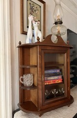 Vtg Glass Front Classy Wooden Table Curio Wall Hanging Curio Cabinet Decorative