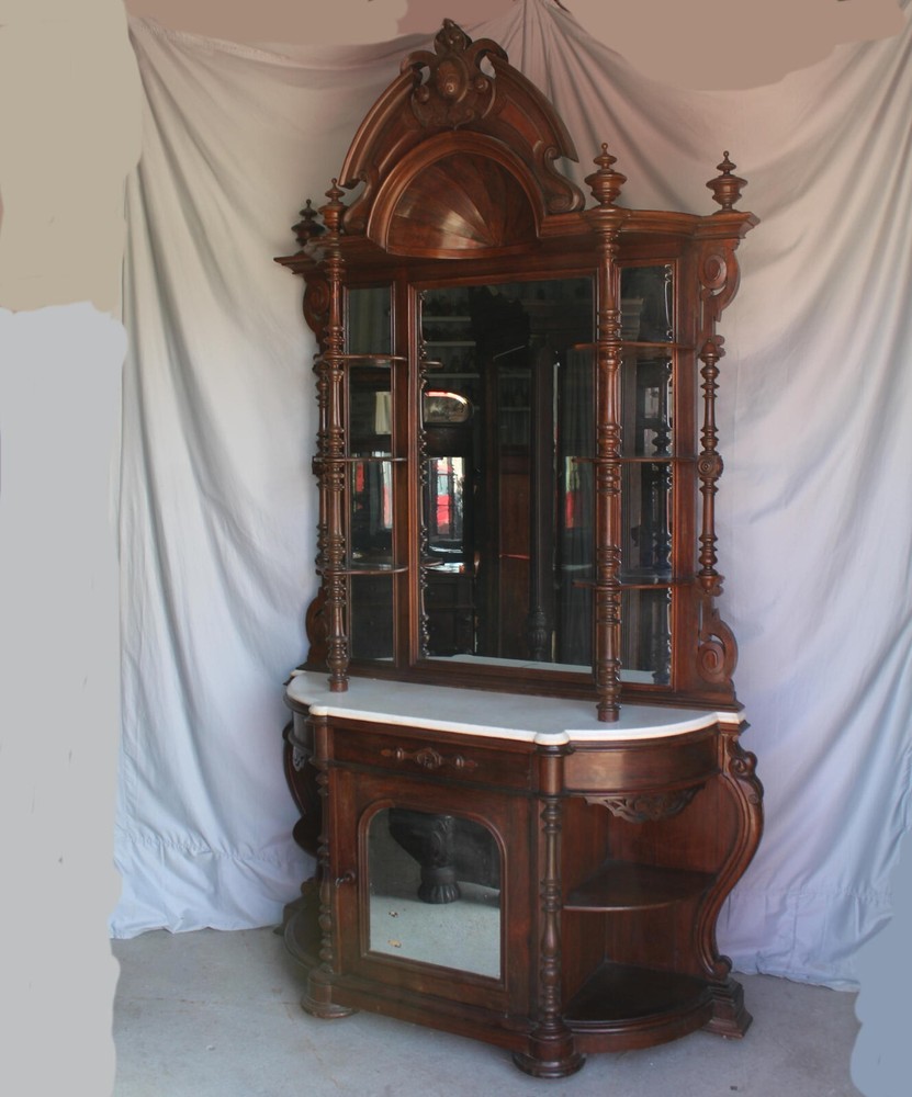 Antique Victorian Rosewood Étagère with console cabinet