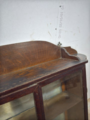 Antique tiger oak quarter sawn hanging cabinet curio keys beveled glass
