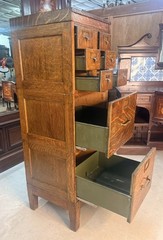 Antique American Quarter-Sawn Oak Globe 8 Drawer File Cabinet Circa 1920