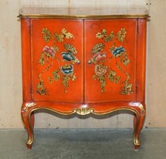 STUNNING 1920’S VINTAGE CHINESE CHINOISERIE GEISHA GIRLS LACQUER SIDE CABINET