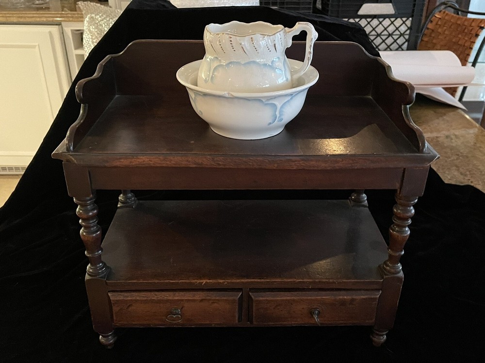 Antique Miniature Period Late 18th Early 19th C Child’s Washstand W/Bowl & Pitch