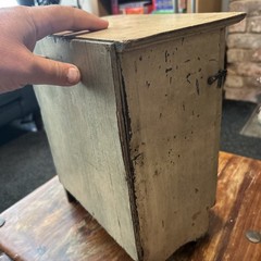 Vintage First Aid Cupboard 1924 sanoid original