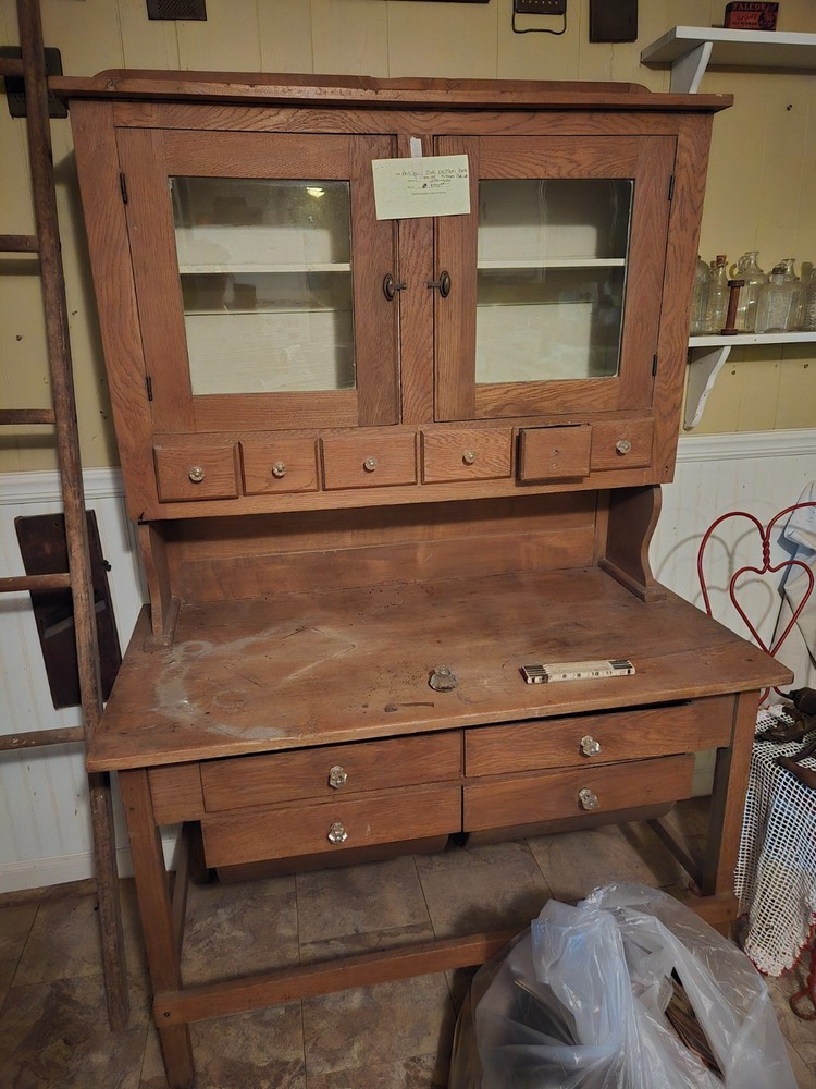 Hoosier bakers cabinet