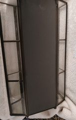 METAL GLASS DISPLAY CABINET TRINKET SHELF MIRRORED 3 SHELVES HANG OR STAND
