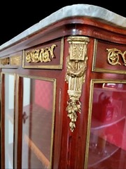 Antique 19Century Antique Louis XIV Style Vernis Martine Vitrine Cabnit