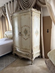 Antique Italian Silik Curio Display Curio China Cabinet Italy