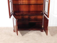 KINDEL Winterthur Collection Mahogany 2 Piece Display Curio Cabinet Breakfront