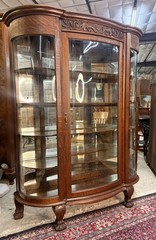 Exceptional American Antique Carved Golden Oak China Curio Cabinet Bookcase 1900