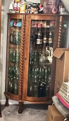 Nice Antique Original 1950’s to 60’s Glass Cabinet !