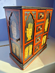 VTG 16″ HAND PAINTED WOOD FOLK ART CABINET INDIA BALI YOGA TANTRIC STORAGE CHEST