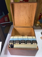 Vintage Shaw Walker Oak FILE or RECIPE BOX Dovetailed with 3 Sets of Dividers