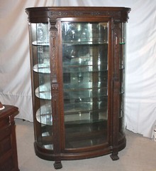 Antique quarter sawn Oak China Cabinet – original finish