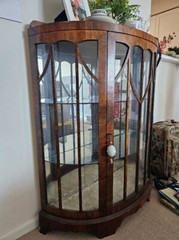 Vintage English China cabinet,  Mahogany wood with original curved glass/shelves