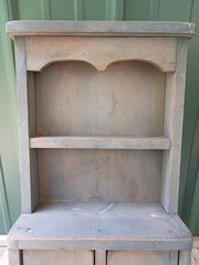 VtgWallShelfCupboardPaintedWoodDoorsFolkArtPrimitiveRetroGrannyCottageCore60s80s
