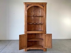 Vintage American Federal Pine Corner Cabinet
