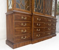 Henredon Large 78″ Wide Mahogany Breakfront MINT