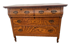 Antique American Quarter-Sawn White Oak Dresser, Chest of Drawers, Buffet