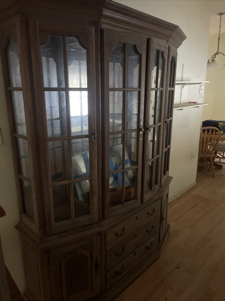 Class Cabinet Antique
