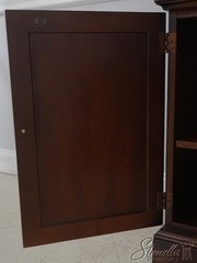 72770: HENREDON 4 Door Mahogany China Curio Cabinet
