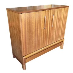 Mid-century 6057 Server Mahogany Sideboard Cabinet, John Keal for Brown Saltman