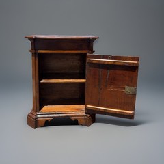 Antique Italian Baroque Walnut Credenza with Diamond Point Door, Late 17th C
