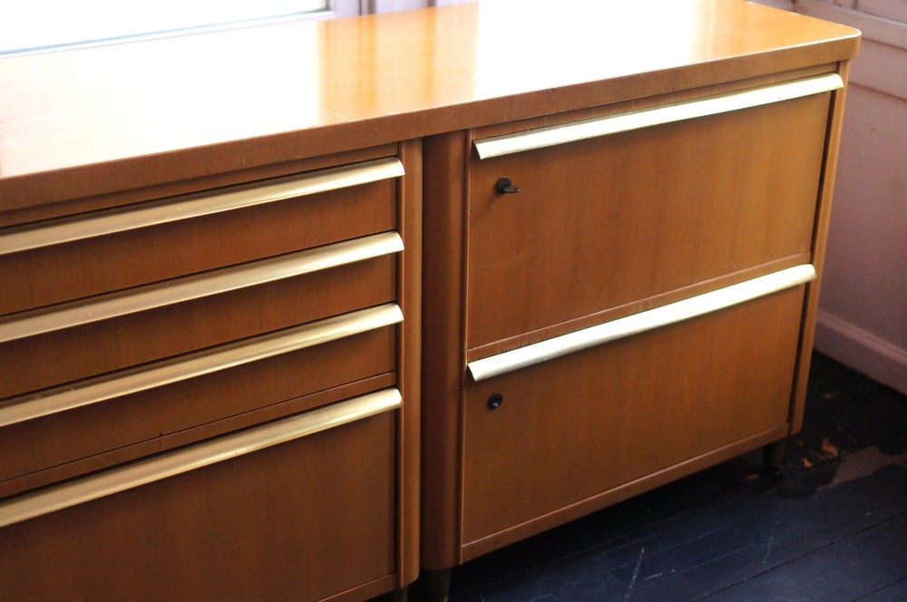 Stow & Davis Mid-Century Modern Credenza Table by Giacomo Buzzitta (1950’s)