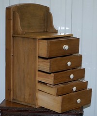 VERY RARE 1950’S RAWL PLUG SALES CABINET WITH TILL DRAWERS AND DISPLAY SECTION