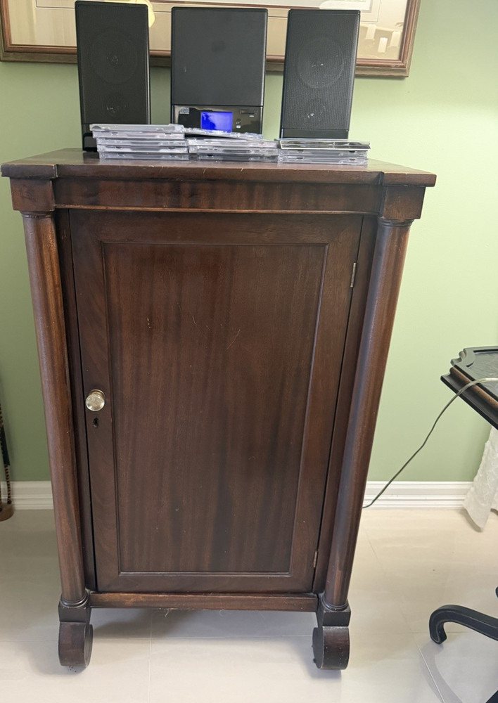 Antique Brown Wood Cabinet 24x18x40 Free Standing 1 Door Raised Panel Shelf