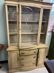 1950s Blonde Mahogany Finish Serpentine Bow Front Hutch China Cabinet
