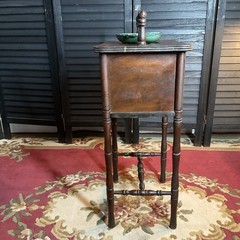 HT Cushman Smokers Humidor Wooden Stand With Ash Tray