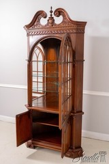 71224: HITCHCOCK Mahogany Georgian Style Lighted Corner Cabinet